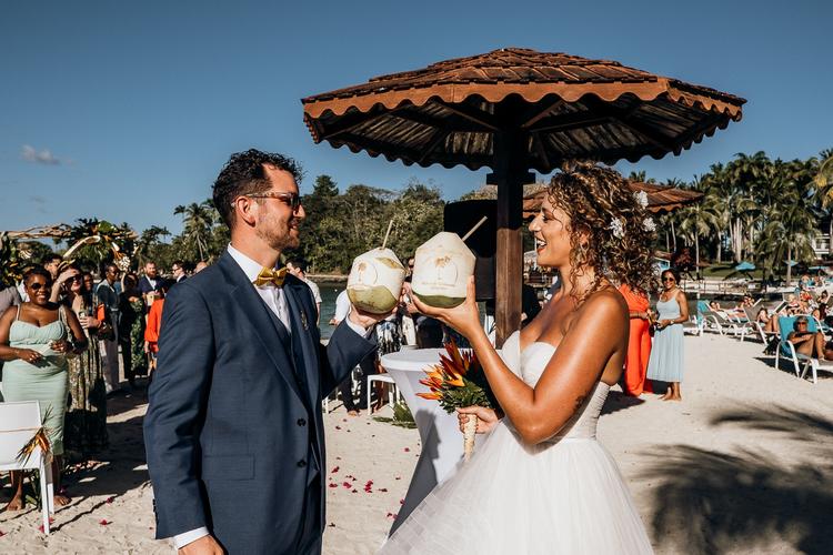 Destination Wedding in Martinique - Let's Run To The Sun