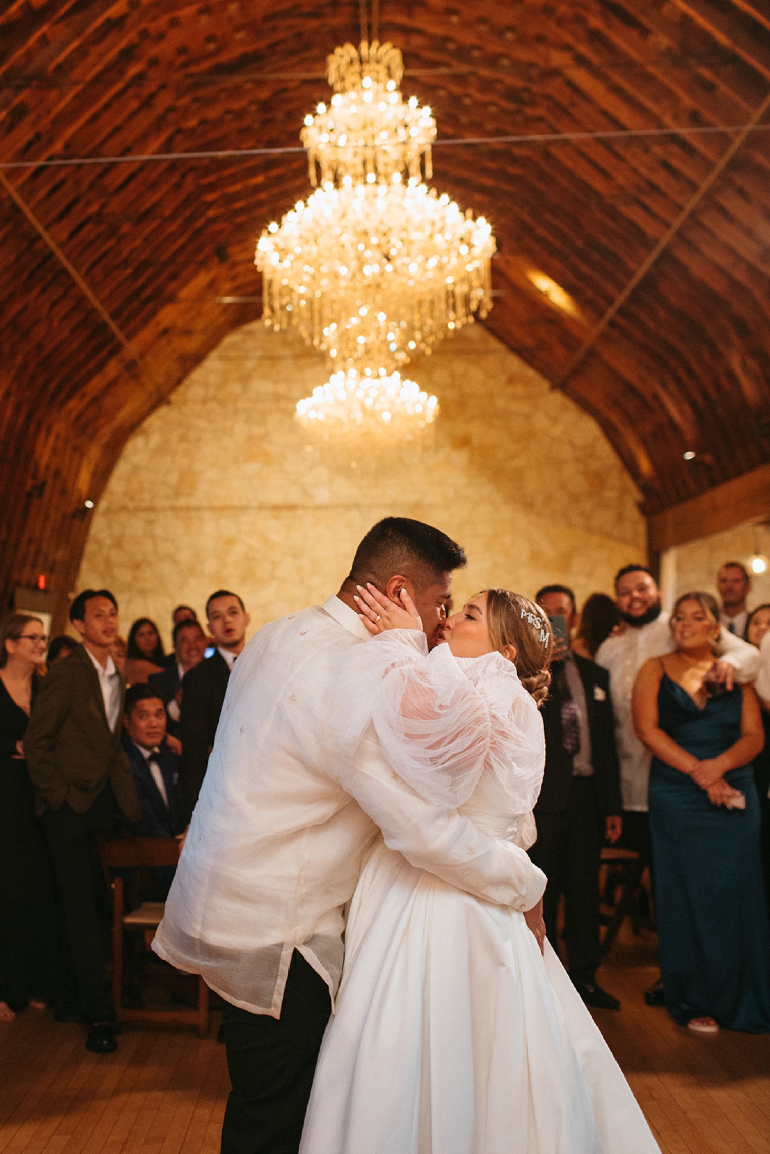 A Warm Elegant Wedding at Brodie Homestead graysonreesephotos