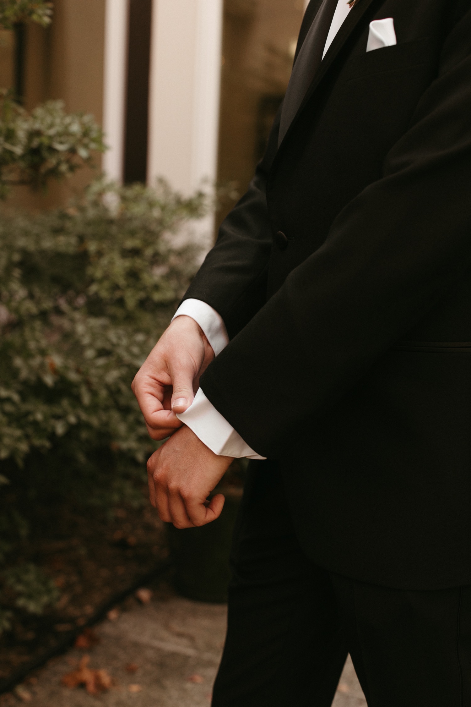 1500+ Man In Suit Pictures | Download Free Images on Unsplash