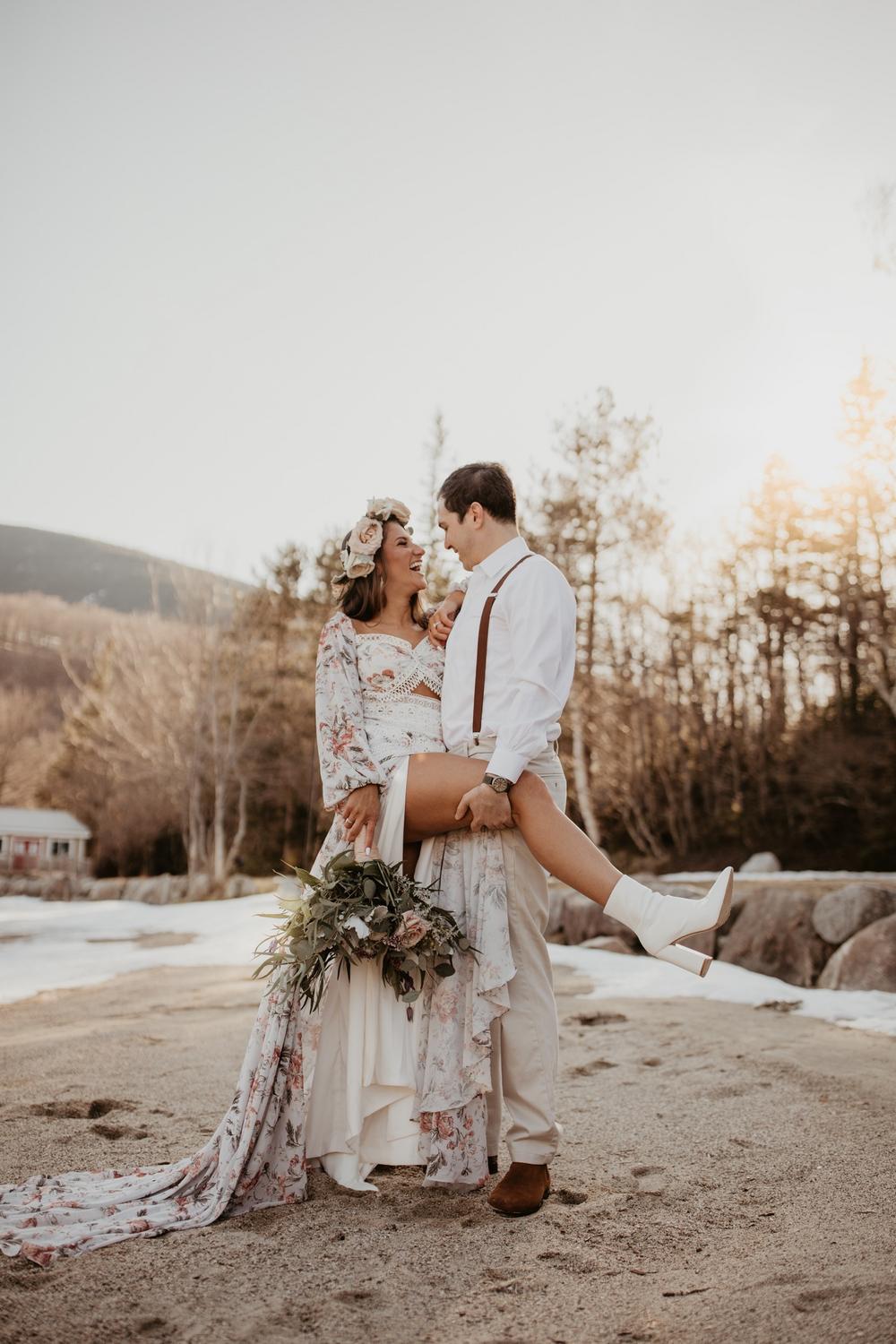 New Hampshire Elopement Guide - Sarah Weston Photography