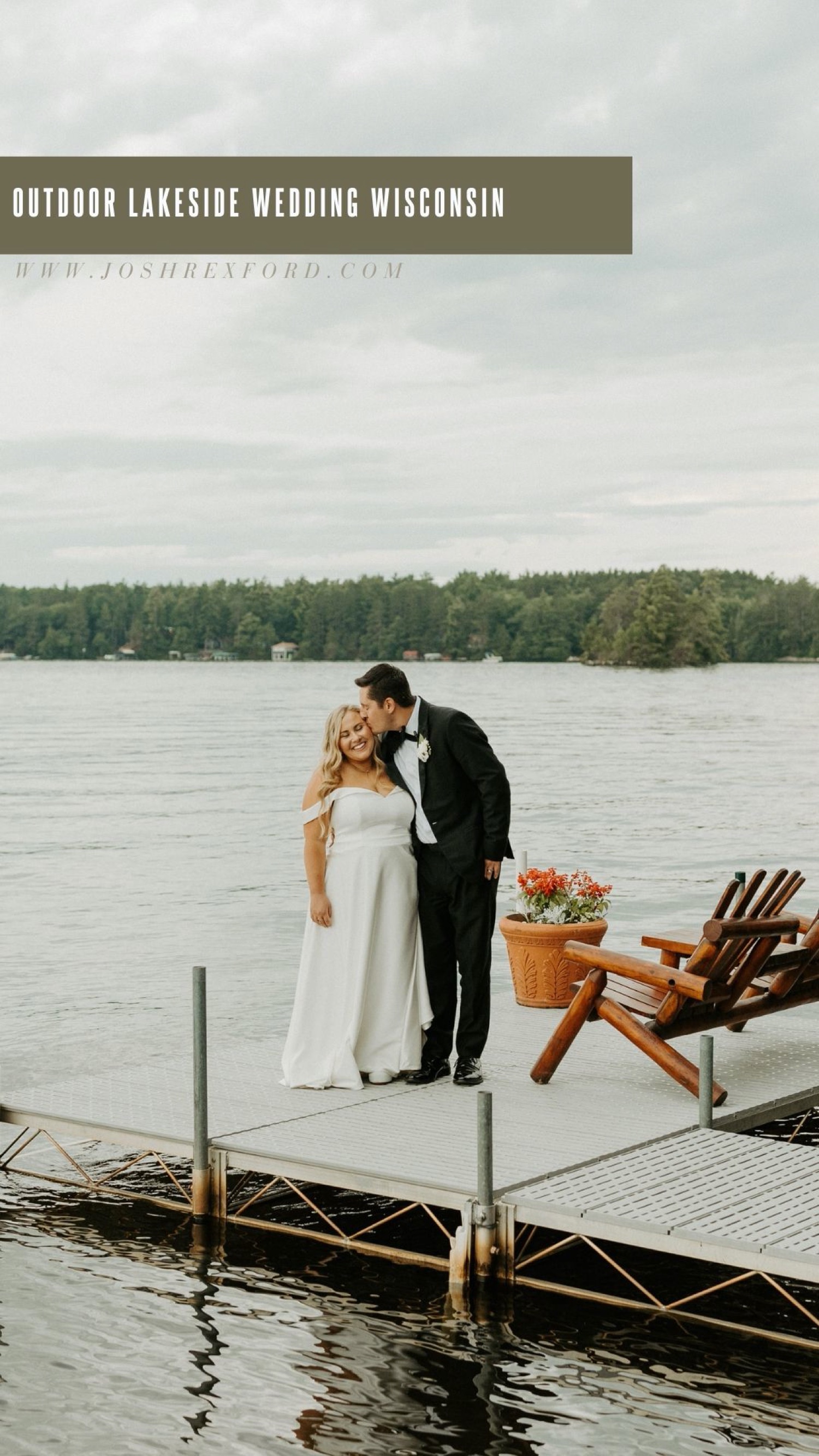 Outdoor Lakeside Wedding at Chippewa Retreat Wisconsin