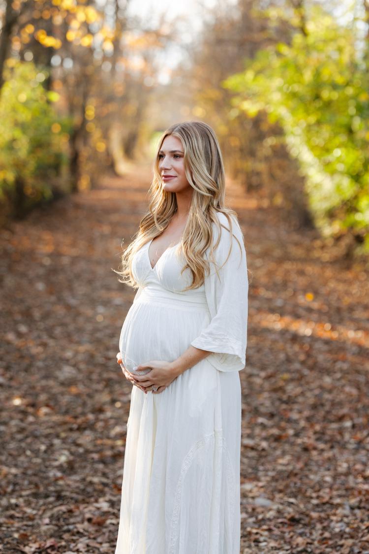 Stylish Fall Maternity Session in Indianapolis  Gretchen Wittry Photography