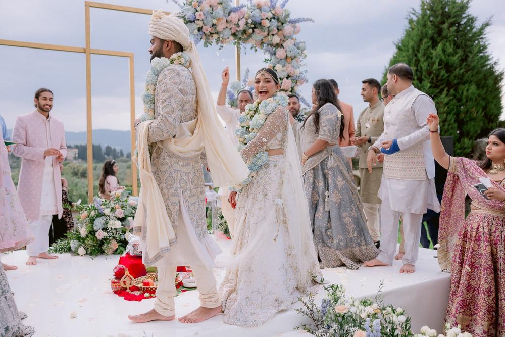 An Elegant Indian-American Wedding in Tuscany With a Multi Cultural  Inspired Vidhi Ceremony, Mehendi Party + Hindu Ceremony