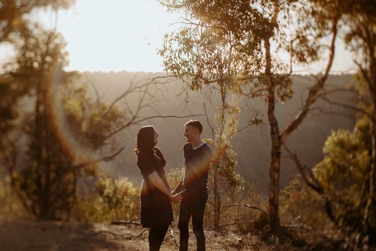 Couples Carving A Giant Wedding Photographer Perth
