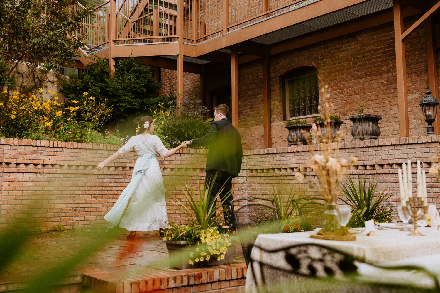 Beaumont Hotel in Ouray Colorado Wedding Kimberly Crist Photography