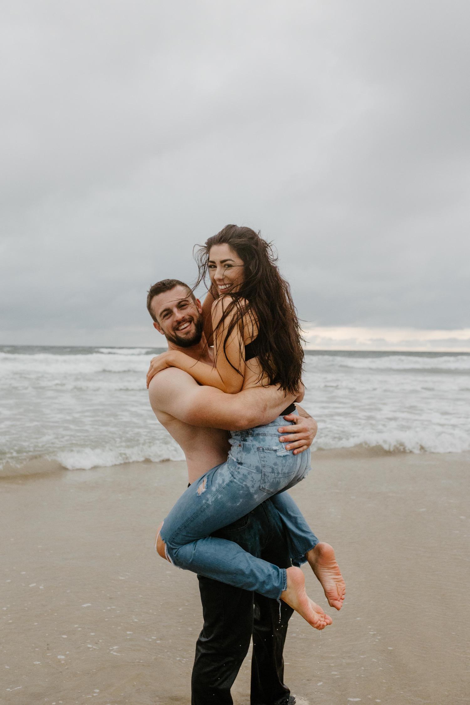 Katie + Ben's Sunset Beach Photos | Couples Photos Inspiration — Hailey  Pierce - Nashville Wedding Photographer