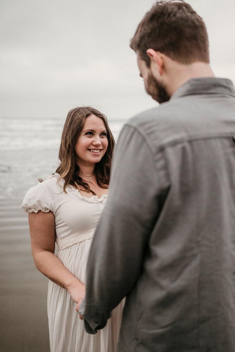 Tofino Maternity Shoot with Kayleigh and Andy