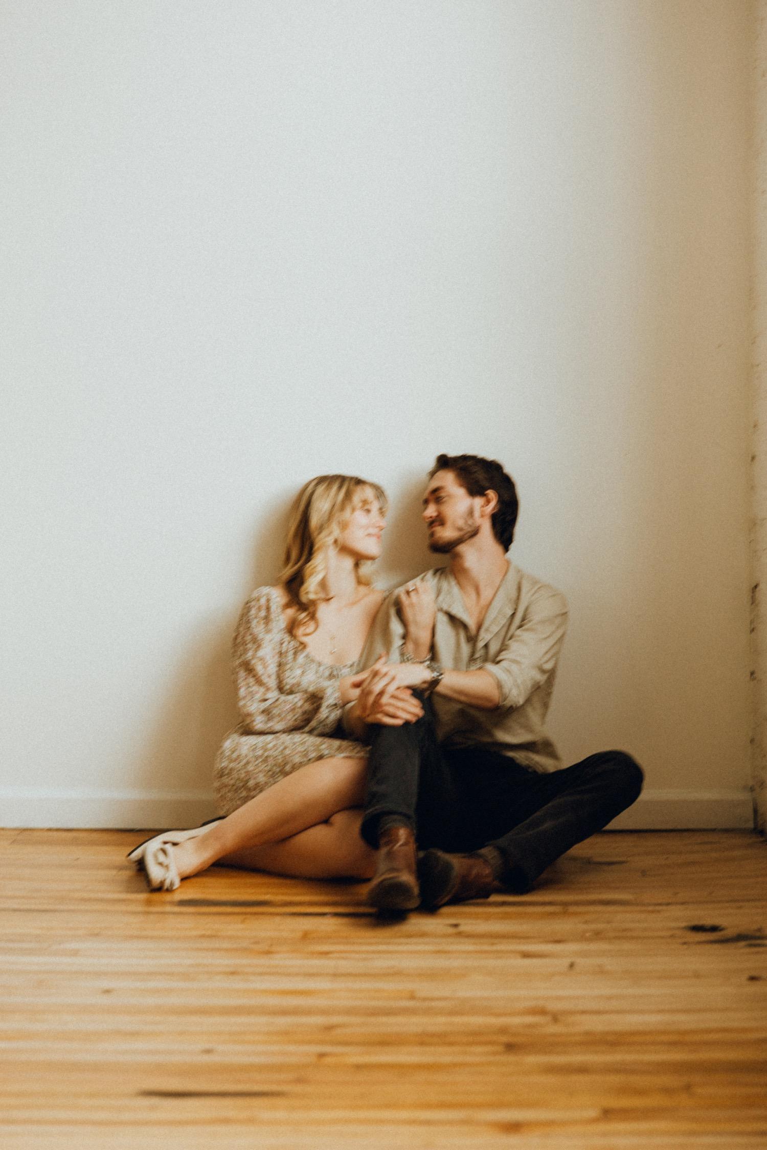 15 Indoor Pre-wedding Photoshoot Ideas for couples