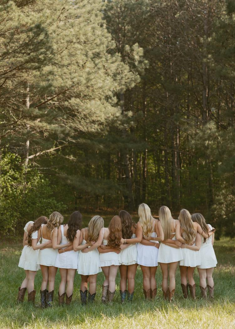 Milton High School Group Graduation Photos - Milton, GA  Harriet's World  Photography