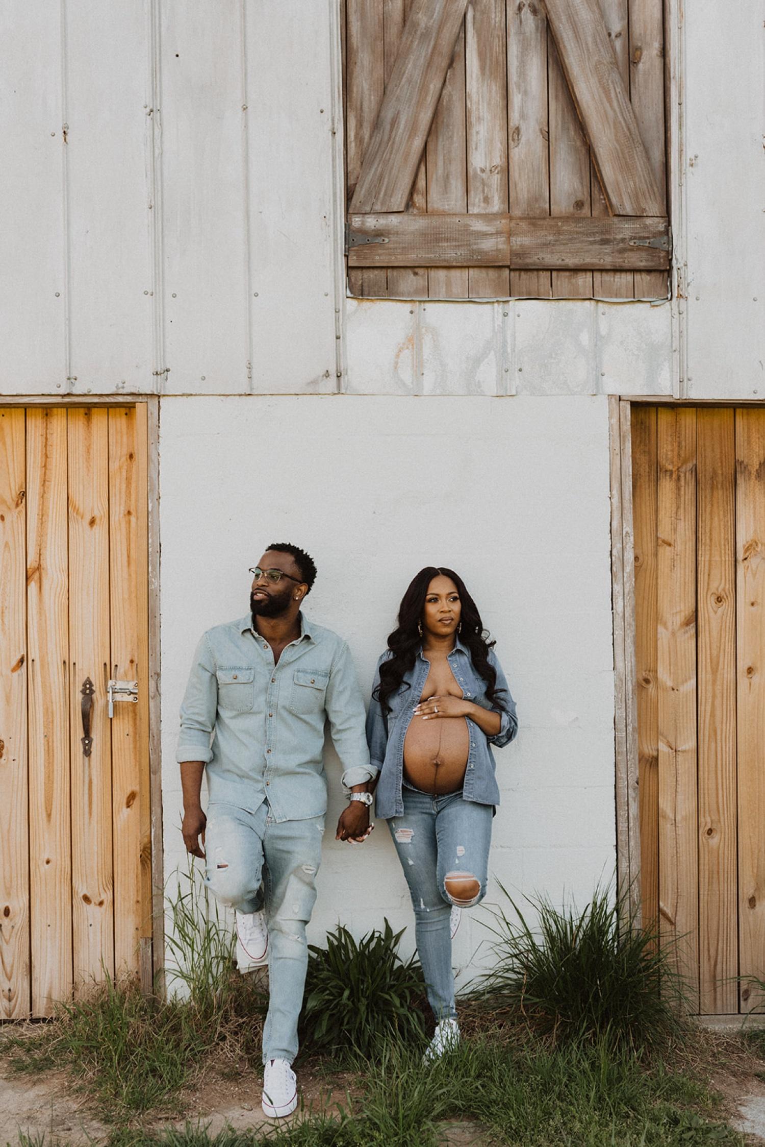 Charlotte Studio Maternity Session with Chic Outfits for Couple