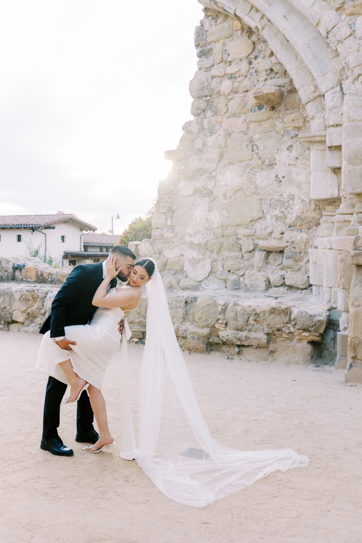 San Juan Capistrano Mission Wedding Photos - Elyana Photography | Los ...