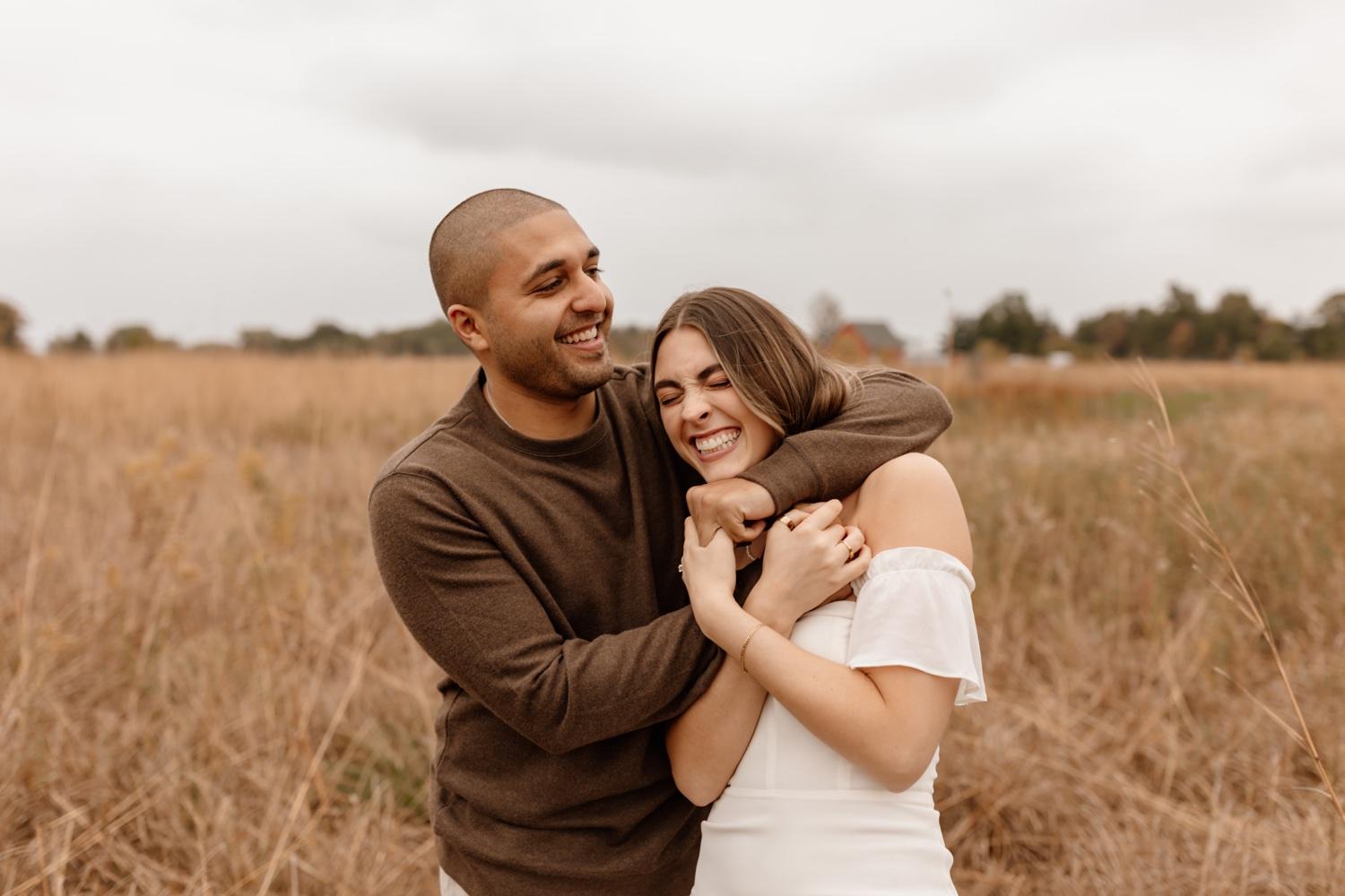 What to Wear for a Couples Photoshoot in the Fall