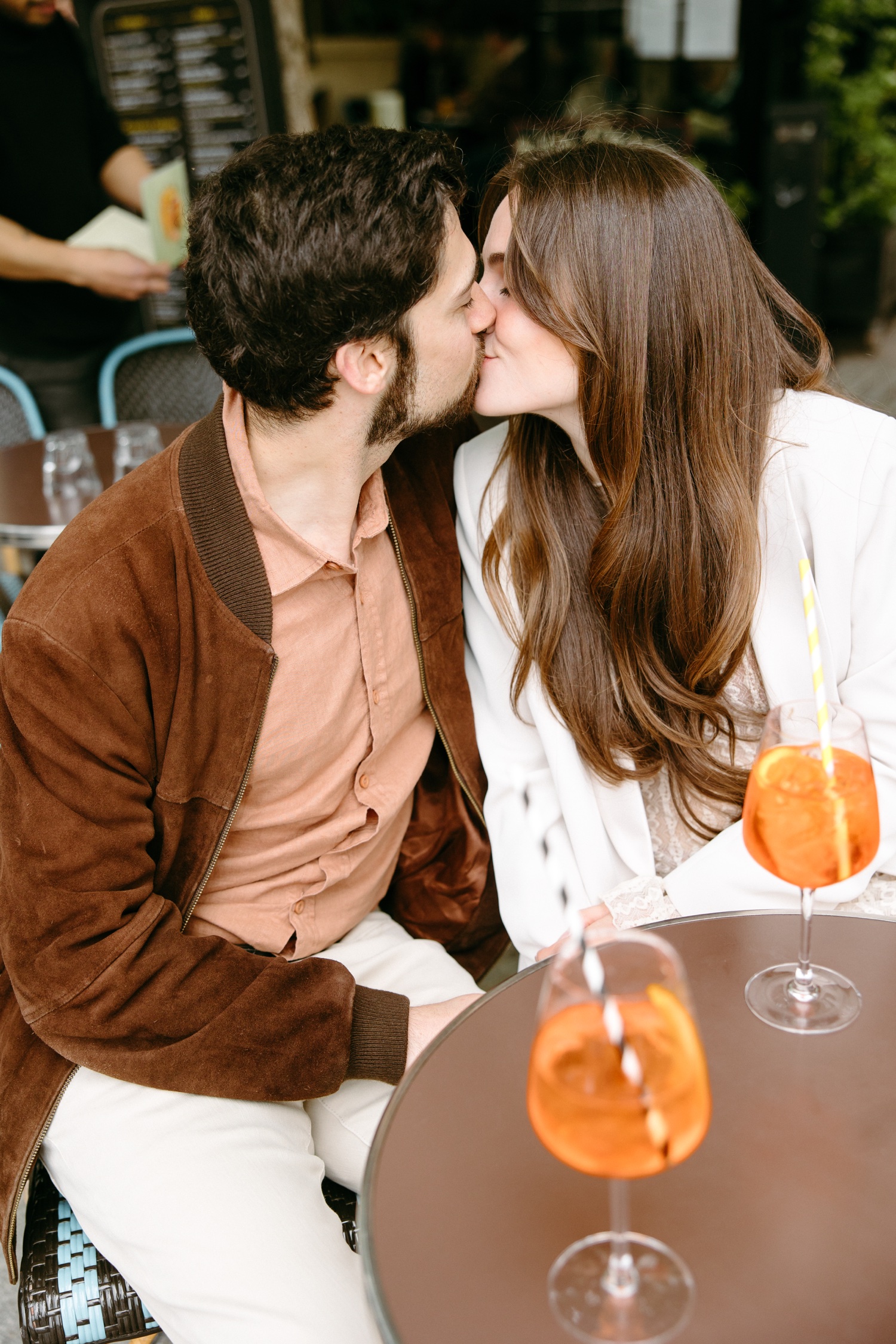 Cafe Du Monde Engagement Session in New Orleans | Olivia Yuen